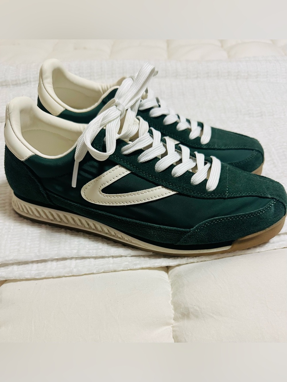 Tretorn Green and Cream Rawlins Low-Top Sneakers